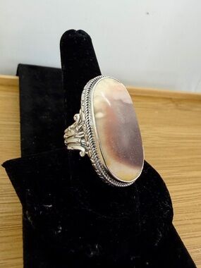 SARDA Bali Sterling Silver Large Purple Oval Agate Filigree Bamboo Ring; SZ 9